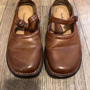 Thom McAn Women's Brown Leather Mule Slip On Size 10